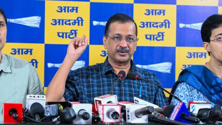 अरविंद केजरीवाल फिर सुर्खियों में :